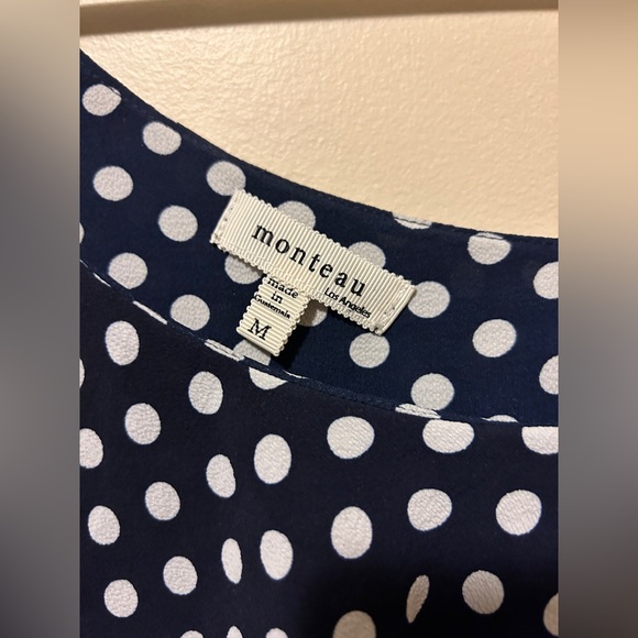 Monteau Mock One shoulder Polka dot top - Picture 3 of 3